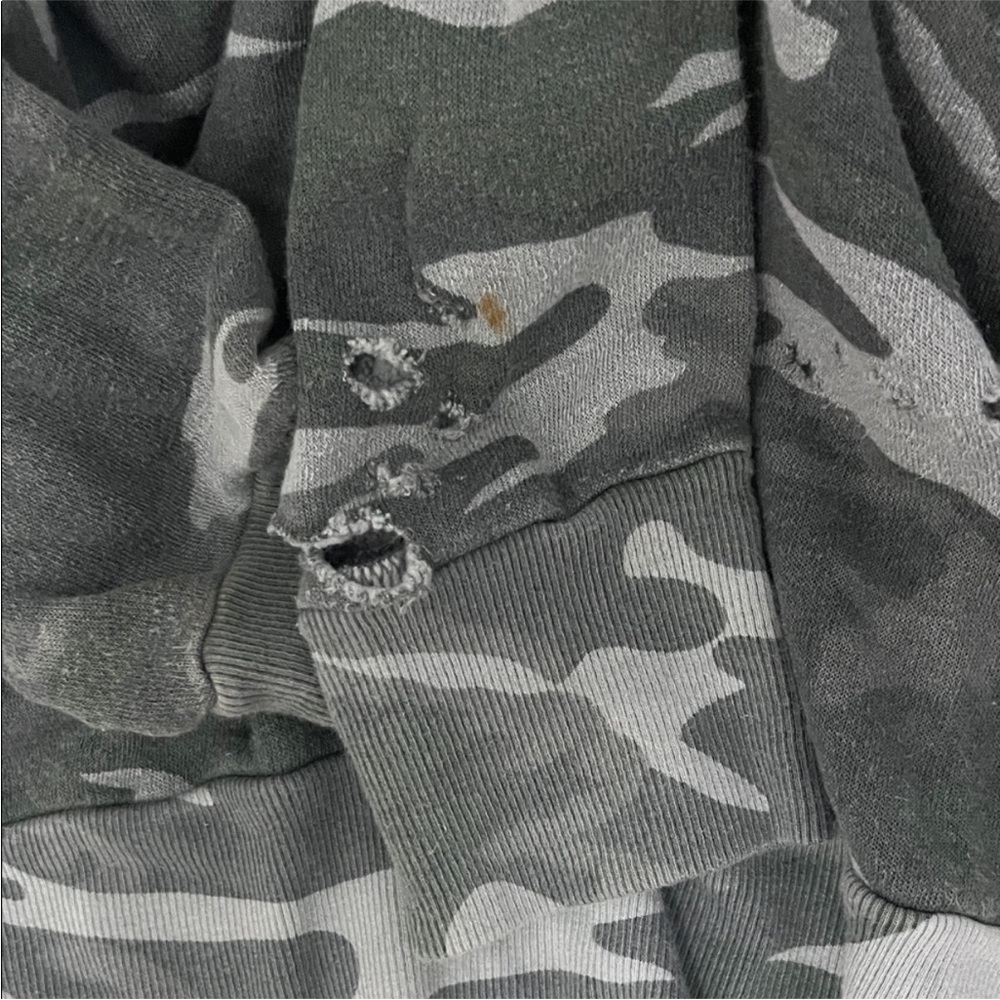 Pam & Gela Sweaters BUNDLE - Picture 6 of 9